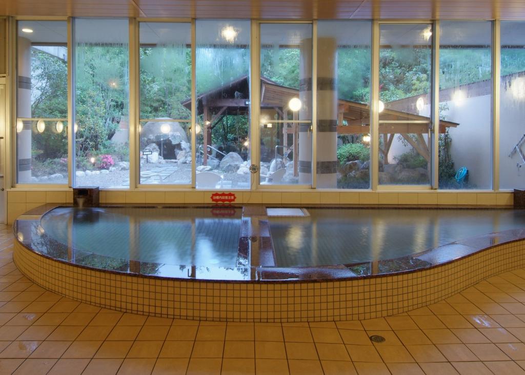 Route Inn Grantia Fukuoka Miyawaka - Wakita Onsen Extérieur photo