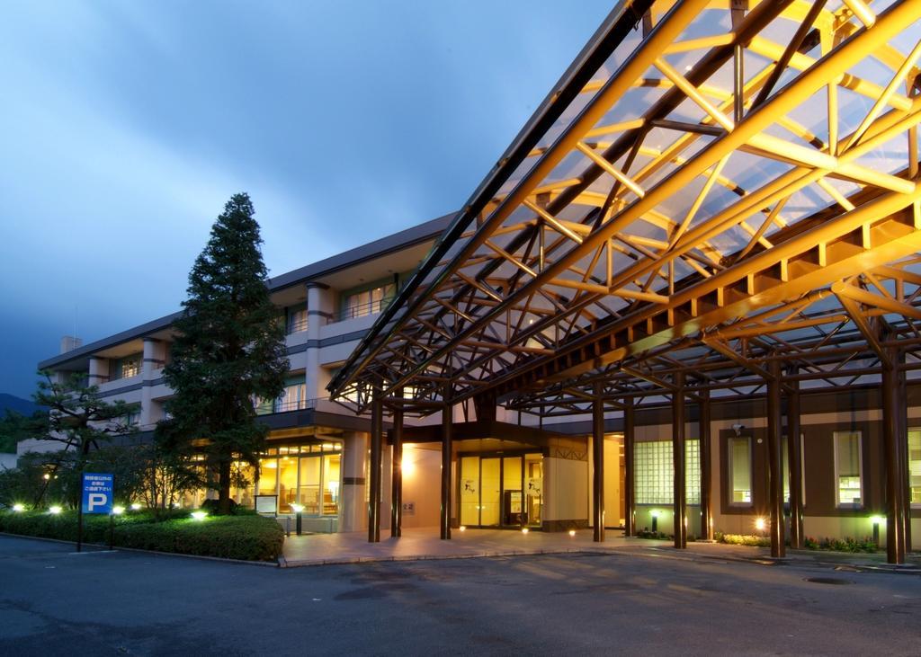 Route Inn Grantia Fukuoka Miyawaka - Wakita Onsen Extérieur photo
